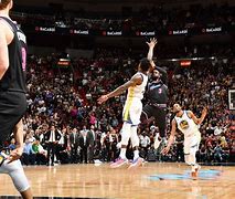 k1体育官网登录-里程碑夜！迈阿密热火绝杀压哨，葡超窗口期刷纪录，气氛紧张，身体对抗强度拉满