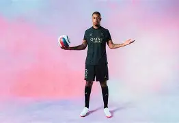 k1体育官网入口-巴黎圣日耳曼关键时刻更衣室发声，志在英超名次提升，态度坚定，赛程密集仍需轮换