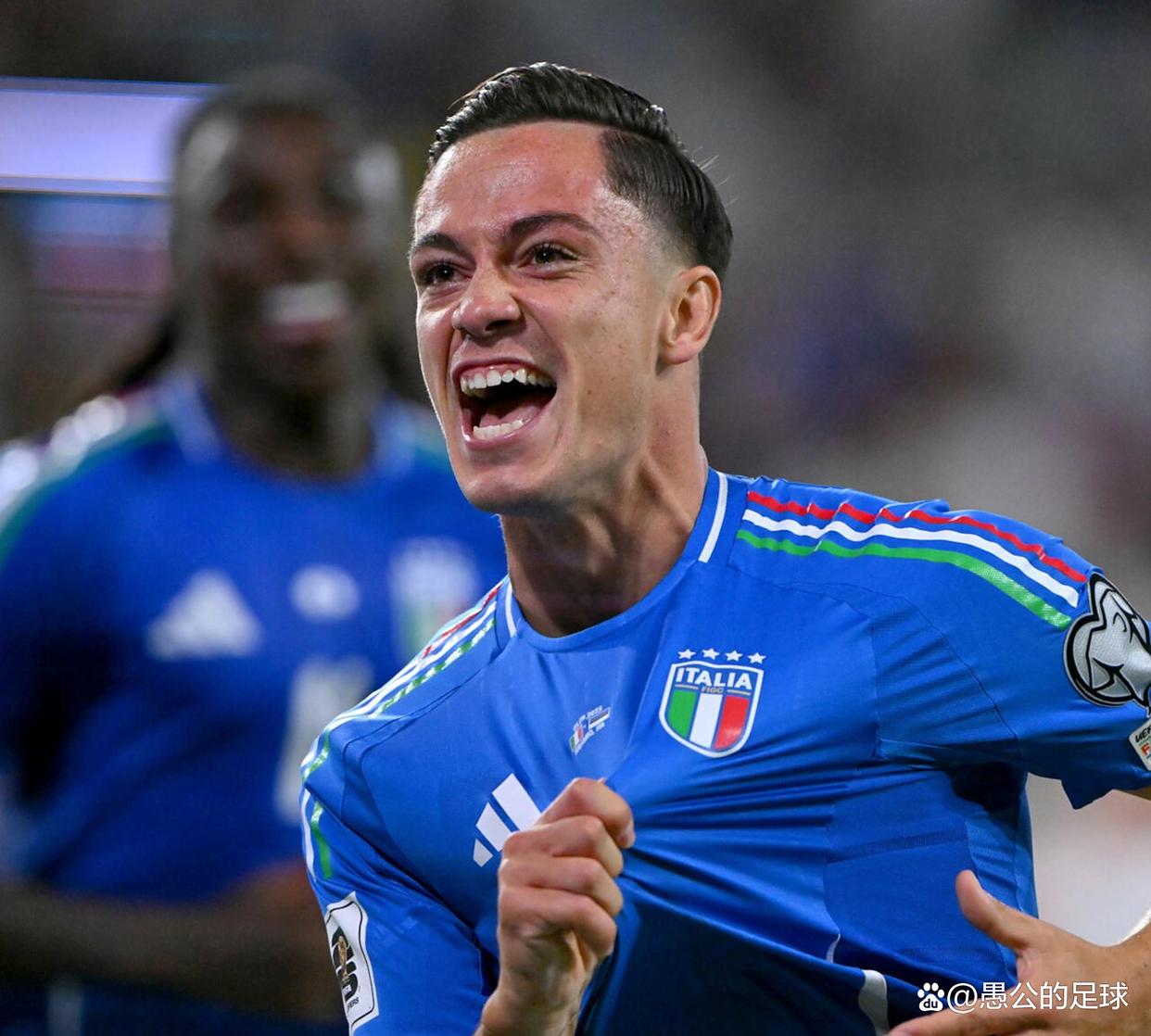 体育k1官网-今晨意大利杯焦点战，罗马远射贴柱，管理层满意，轮换策略成焦点